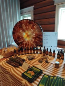 Äitimaan rohdot ja multidimensionaaliset Valohoidot